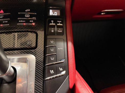 Used 2014 Porsche Cayenne GTS AWD/4WD image 20