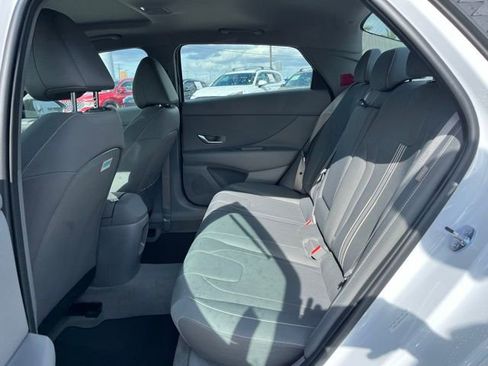 New 2026 Hyundai Elantra SEL Sport Premium FWD image 18