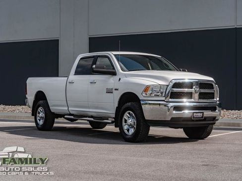Used 2017 RAM 2500 SLT AWD/4WD image 14