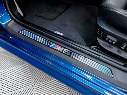 Used 2002 BMW M5 RWD image 44