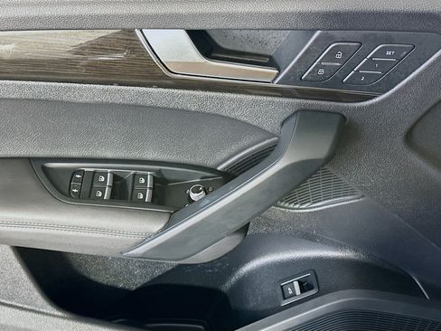 Used 2019 Audi Q5 Prestige AWD/4WD image 15