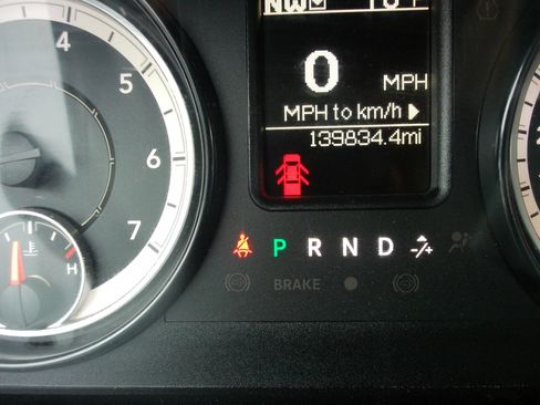 Used 2017 RAM 2500 SLT AWD/4WD image 16
