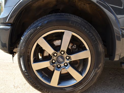 Used 2016 Ford F150 XLT w/ Equipment Group 302A Luxury AWD/4WD image 16