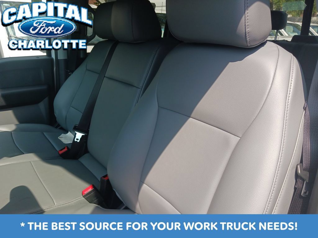 New 2026 Ford F350 XL w/ XL Chrome Package AWD/4WD image 13