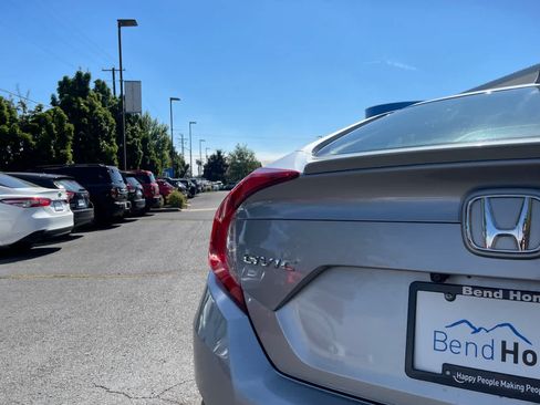 Used 2020 Honda Civic EX-L image 14