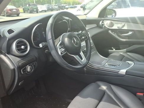 Used 2021 Mercedes-Benz GLC 300 w/ Premium Package image 16