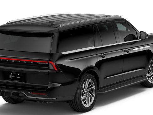 New 2026 Lincoln Navigator L Premier AWD/4WD image 26