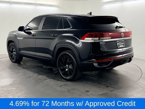 Used 2025 Volkswagen Atlas Cross Sport SE FWD image 5