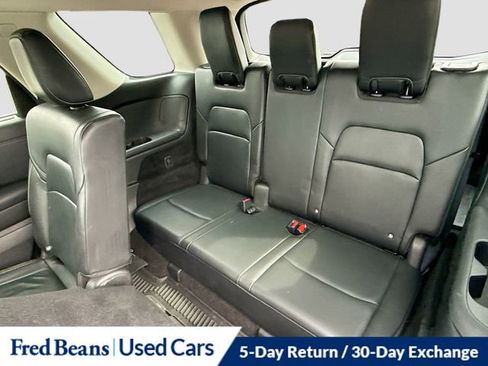 Used 2023 Nissan Pathfinder SL AWD/4WD image 28