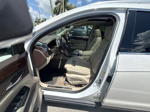 Used 2015 Cadillac SRX Performance w/ Driver Awareness Package AWD/4WD image 4