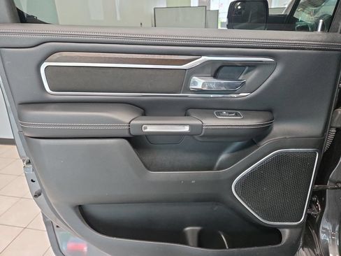 Used 2022 RAM 1500 Laramie AWD/4WD image 25