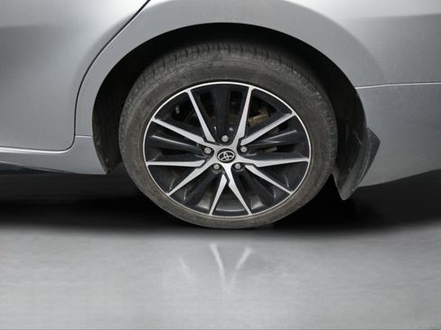 Used 2024 Toyota Camry SE image 36