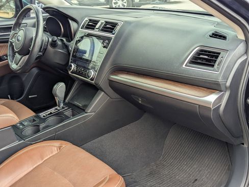 Used 2018 Subaru Outback 2.5i Touring w/ Popular Package #3 image 25