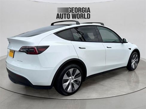 Used 2023 Tesla Model Y Long Range AWD/4WD image 14