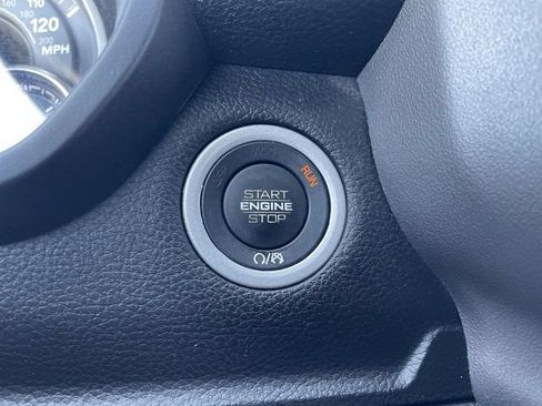 Used 2022 RAM 1500 Big Horn RWD image 16