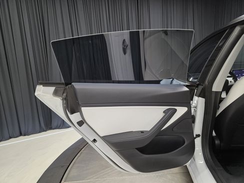 Used 2021 Tesla Model 3 Standard Range Plus image 26