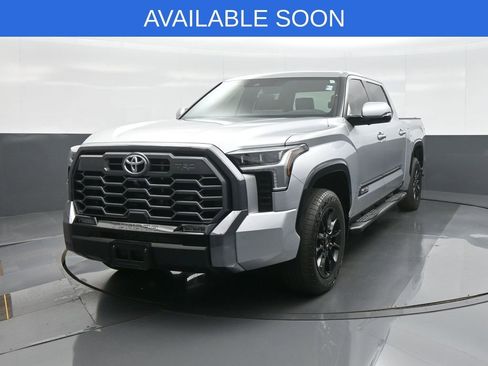 Used 2024 Toyota Tundra Platinum w/ TRD Off-Road Package AWD/4WD image 3