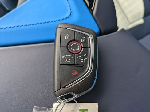 Used 2022 Chevrolet Corvette Stingray Premium Cpe w/ Z51 Performance Package image 30