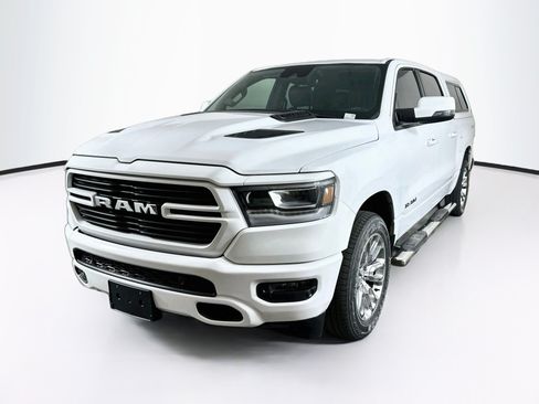 Used 2023 RAM 1500 Laramie AWD/4WD image 3