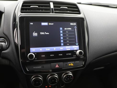 Used 2024 Mitsubishi Outlander Sport 2.0 SE image 20