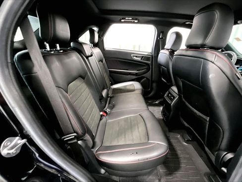 Used 2022 Ford Edge ST-Line AWD/4WD image 25