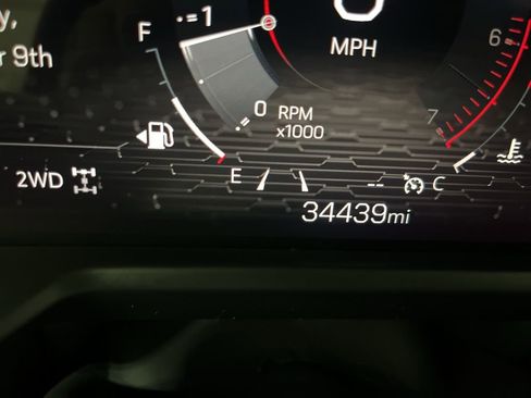 Certified 2024 GMC Acadia Elevation image 19