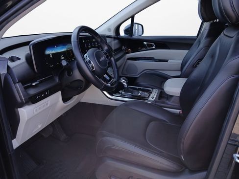 Used 2024 Kia Carnival SX FWD image 19