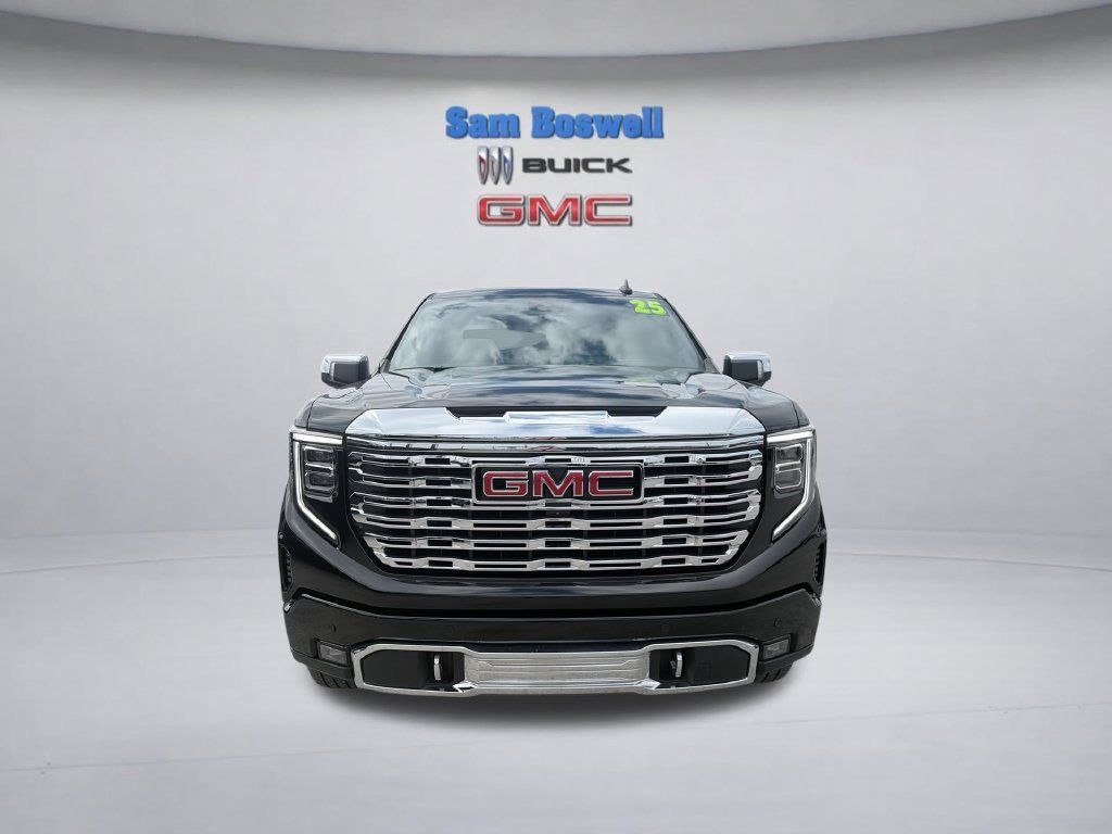 Used 2025 GMC Sierra 1500 Denali w/ Denali Reserve Package AWD/4WD image 5