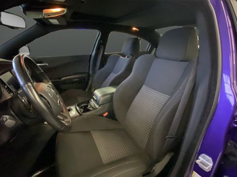 Used 2023 Dodge Charger R/T w/ Blacktop Package RWD image 9