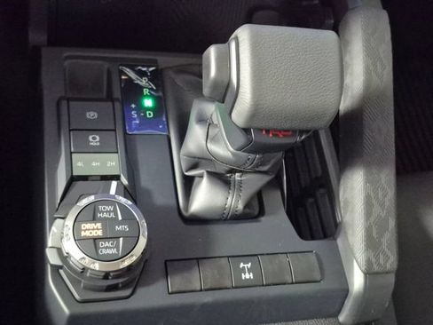New 2026 Toyota Tacoma TRD Off-Road AWD/4WD image 19