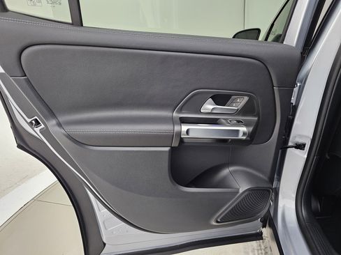 Certified 2025 Mercedes-Benz GLB 250 4MATIC image 24