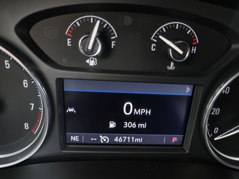 Used 2023 Buick Enclave Essence w/ Experience Buick Package image 24