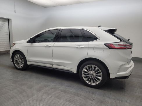 Used 2020 Ford Edge Titanium w/ Equipment Group 301A FWD image 3