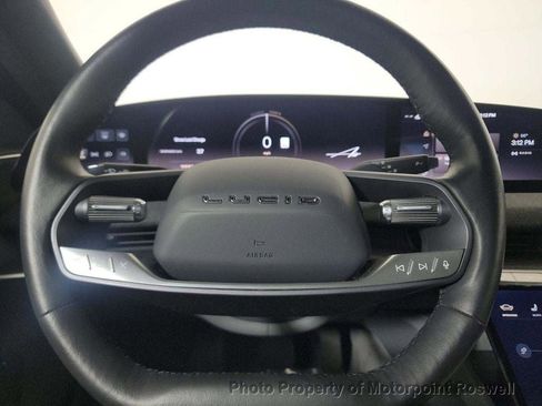Used 2024 Lucid Air Touring image 3