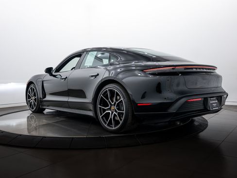 Certified 2023 Porsche Taycan image 3