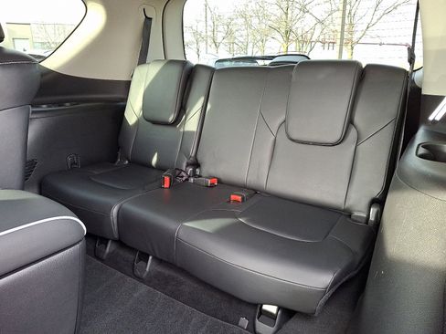 Certified 2024 INFINITI QX80 Premium Select w/ Cargo Package image 10