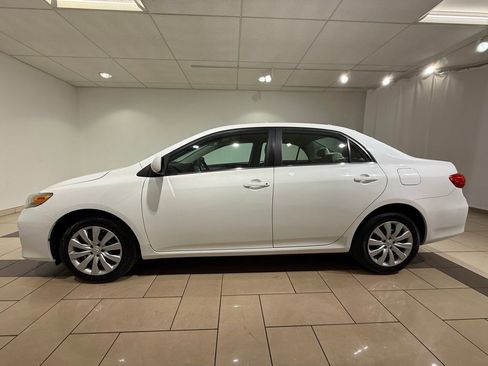Used 2013 Toyota Corolla LE w/ Preferred Accessory Pkg #2 image 2