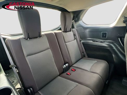 Used 2020 Nissan Pathfinder S image 35