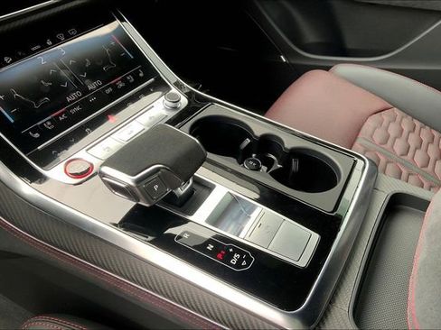 New 2026 Audi RS Q8 performance image 7