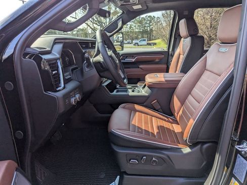 New 2026 GMC Sierra 3500 Denali Ultimate image 11