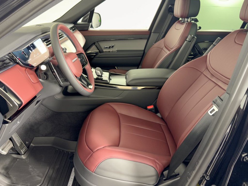 New 2027 Land Rover Range Rover Sport Dynamic SE AWD/4WD image 5