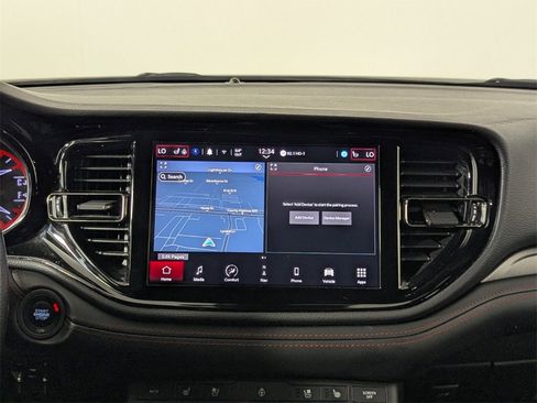 Used 2024 Dodge Durango GT image 18