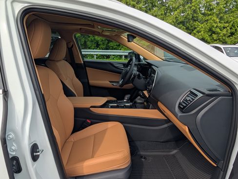 New 2026 Lexus NX 350 AWD image 7