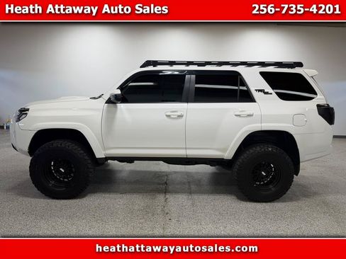 Used 2019 Toyota 4Runner TRD Off-Road AWD/4WD image 1