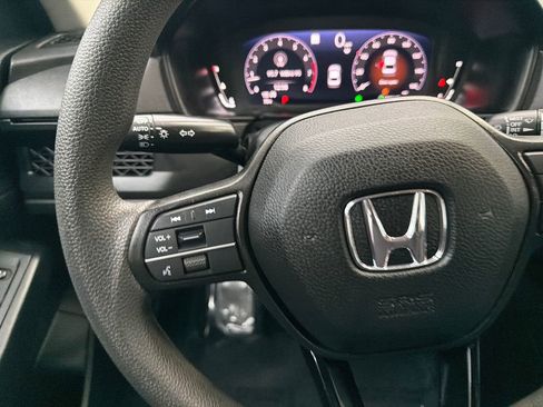 Used 2023 Honda Accord LX image 22