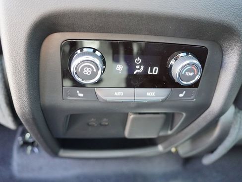 New 2026 Chevrolet Traverse RS image 14