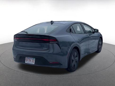 Used 2025 Toyota Prius LE image 14