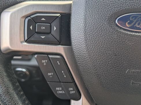 Used 2016 Ford F150 Platinum w/ Equipment Group 701A Luxury AWD/4WD image 18