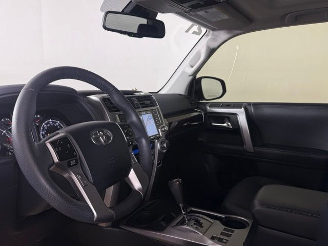Used 2021 Toyota 4Runner Limited RWD image 4