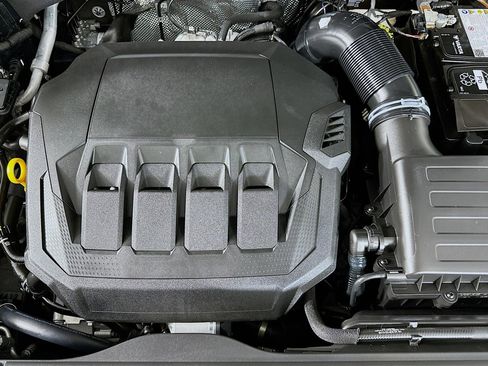 Used 2025 Audi Q3 2.0T Premium w/ Convenience Package image 13